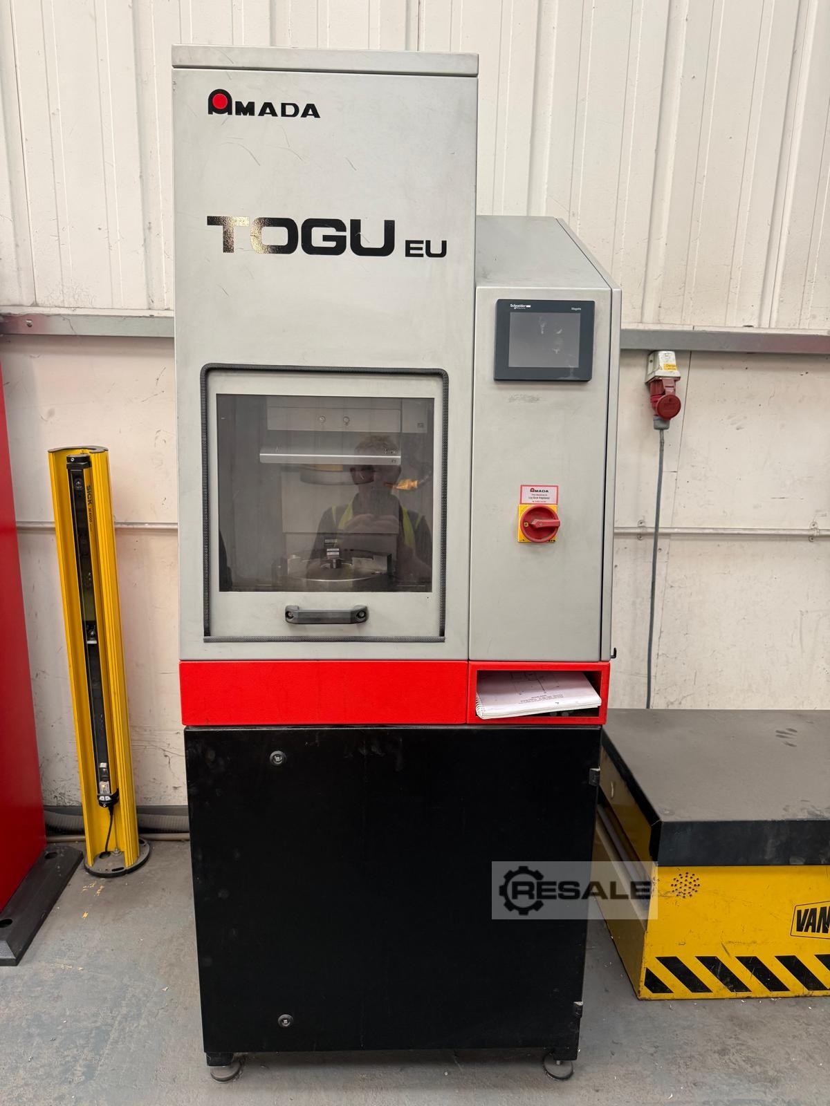 AMADA TOGU EU Máquinas de estampado CNC – RESALE