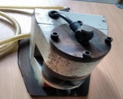 Maschine:   Pneumatische Pressen