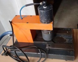 Maschine:   Pneumatische Pressen