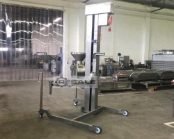 Maschine: BARSSO  Mobiler Lader für 200L Eurobins