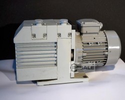 Maschine: OERLIKON LEYBOLD D 8 B Drehschiebervakuumpumpe