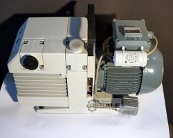 Maschine: OERLIKON LEYBOLD D 16 B Drehschiebervakuumpumpe