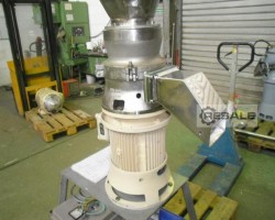 Maschine: FRYMA ML 180 Lochscheibenmühle