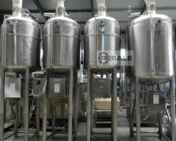 Maschine: BINDER 2.000l Schmelzbehälter Schmelzbehälter