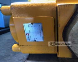 Maschine: BUCHER QT82-200/62-080/52-050R2014-H Hydraulikpumpe QT82-200/62-080/52-050R2014-HPN2239