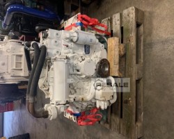 Maschine: ZF MARINE ZF 2050 A 2,467:1 Motoren