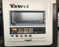 Maschine: YAWEI HLF1530 4KW CNC Laserschneidanlagen