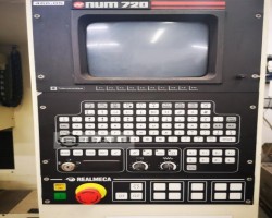 Maschine: REALMECA MINI C3X-CNC Vertikalfräsmaschinen