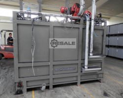 Maschine:   Halbautomatische  Flockkabine