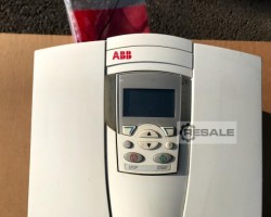 Maschine: ABB ACS550-02-096A-4 Frequenzumrichter