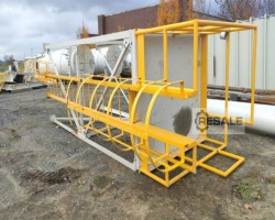Maschine: EHINGER IMPIANTI  Stahlpodest mit Leiter