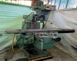 Maschine: TOS FNK 25 A Mehrzweckfräsmaschinen