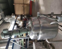 Maschine:   Behälter