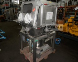 Maschine: HECHT ANLAGENBAU Containment glovebox Edelstahl Containment System