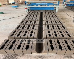 Maschine: CONTEC SP 5 Betonsteinmaschinen