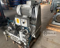 Maschine: URACA RS716E/400bar 56l/min. Hochdruckreiniger