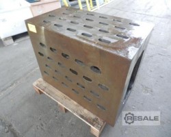 Maschine:  825x455x600 mm Aufspannwürfel