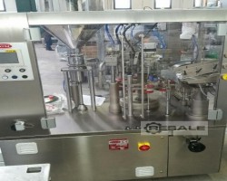 Maschine: TGM E250M Tubenfüll- und Verschliessmaschinen