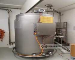 Maschine:   Schokoladenriegelgießen