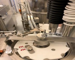 Maschine: BOSCH FLP3060 + VRK 4010 Steril Füll-und Verschließmaschinen