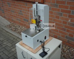 Maschine: ECKENSTANZE c90 Weiterverarbeitungsmaschinen