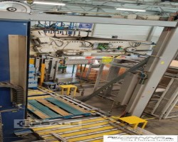 Maschine: KRONES PALLETIZER PRESS UNIVERSAL Palettenbelader