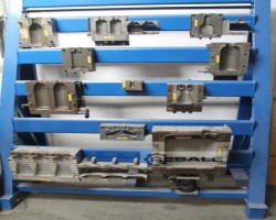 Maschine: VARIOUS Blasformen Blasformmaschinen