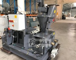 Maschine: HOSOKAWA BEPEX MS 36 Kompaktor