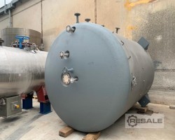 Maschine:   Edelstahl 16.000 Liter ummantelter Tank mit i