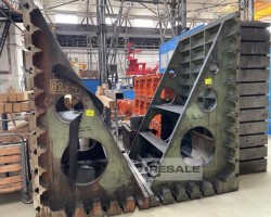 Maschine:   Winkeltische