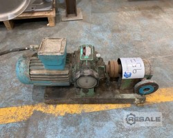 Maschine: TALLERES PUJOL CL20 Pumpen