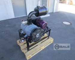 Maschine: BARRATI ATMOS V4-KR Var. 0102 VAKUUMPUMPE MIT GESTELL MIT ANSAUGFILTER