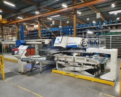 Maschine: TRUMPF Trumatic 3000-1300 FMC Stanzmaschinen