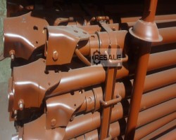 Maschine: COMIPONT  Baustützen lackiert oder verzinkt