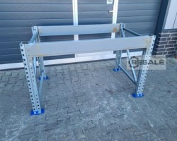 Maschine: SSI SCHäFER PR 350/600 // 1600 x 600 mm Werkbankgestell