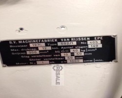 Maschine: RIJVA 502/1 Blechschneidpressen