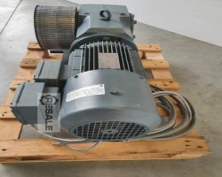 Maschine: SEW K76 Getriebemotor