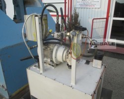 Maschine:  Hydraulic control Schweisstische
