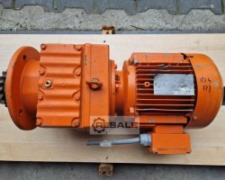 Maschine: SEW-USOCOME RF67 DT90L4 Getriebemotoren