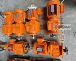 Maschine: SEW-USOCOME RF67 DT90L4 Getriebemotoren