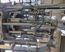 Maschine: KOSME  Kronkorker Kosme mit 8 Verschließköpfen