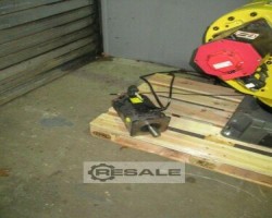 Maschine: FANUC S-500iB, R-J3iB Roboter