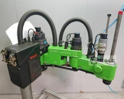 Maschine: BOSCH SR 800 Schwenkarmroboter