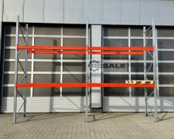 Maschine: BLT ca. 5,70 lfm, H: 450cm, Palettenregale