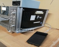 Maschine: CUSTOM-MADE  Handsiegelmaschine