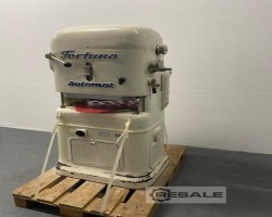 Maschine: FORTUNA Automat A4 Brötchenpressen
