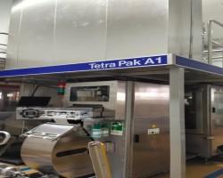 Maschine: TETRA PAK A1 Wedge 200ml Filling Line Getränkeabfüllanlagen