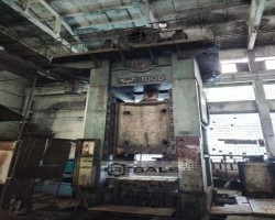 Maschine: TMP VORONEZH KG2540A,1000TN Geschlossene Einkurbel-Besäumpresse