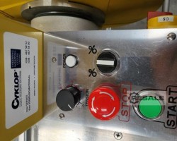 Maschine: CYCLOP Jumbo Kunststoffbandumreifungsmaschinen