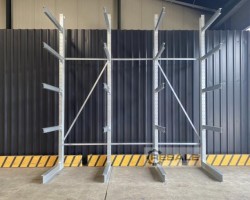 Maschine:  H:426cm Kragarmregale